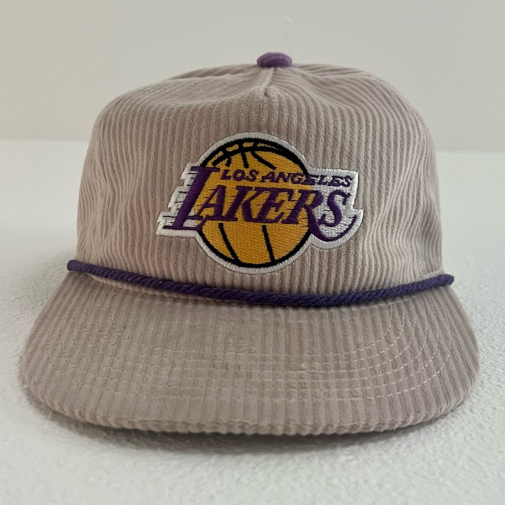 NWT Los Angeles Lakers Melonwear Ivory Corduroy Flat Brim Hat